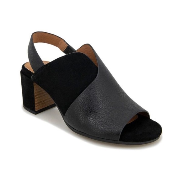 NEW! Gentle Souls by Kenneth Cole Charlene Hooded Slingback Sandals - Size 11 - Picture 1 of 16